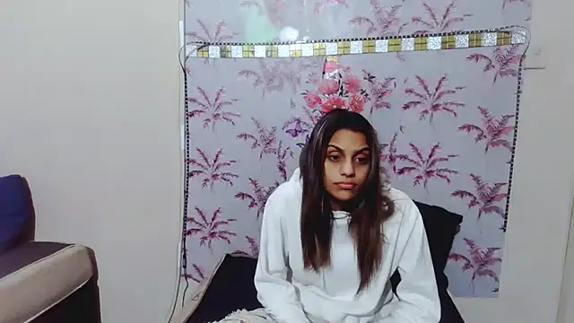 Snapshot of Luscious_Lexy chatting on 07-17-26, 04:52 Luscious Lexy online show from 07-17-26, 04:52