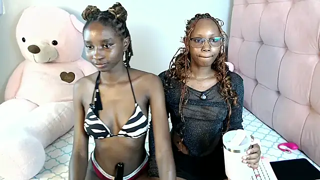 Snapshot of Munju- chatting on 06-15-26, 02:30 Munju- online show from 06-15-26, 02:30