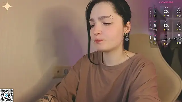 Luna Moon13 online show from 05-14-26, 01:01