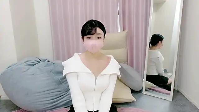 Yu-ko  online show from 03-19-26, 05:44