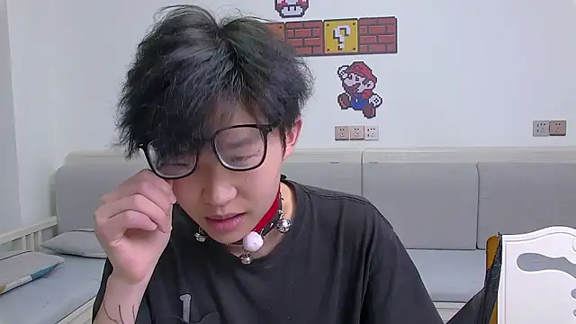 Chili-001 online show from 04-13-26, 11:05