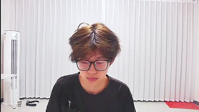 Chili-001 online show from 06-27-26, 02:55