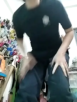 Snapshot of Miinn99 chatting on 03-10-26, 09:47 Miinn99 online show from 03-10-26, 09:47