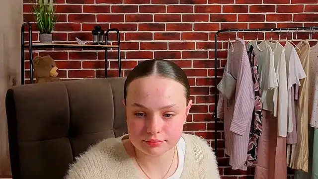 CarollScottt online show from 04-03-26, 02:37