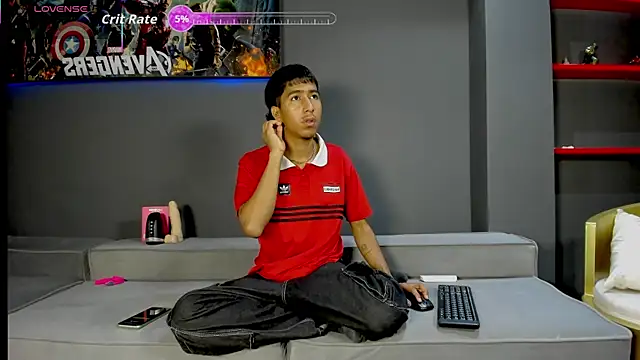 Snapshot of Ender_h0tt chatting on 06-20-26, 01:36 Ender h0tt online show from 06-20-26, 01:36