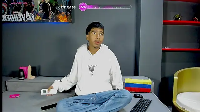 Snapshot of Ender_h0tt chatting on 06-24-26, 01:43 Ender h0tt online show from 06-24-26, 01:43