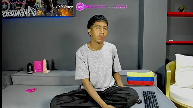 Snapshot of Ender_h0tt chatting on 06-26-26, 01:37 Ender h0tt online show from 06-26-26, 01:37