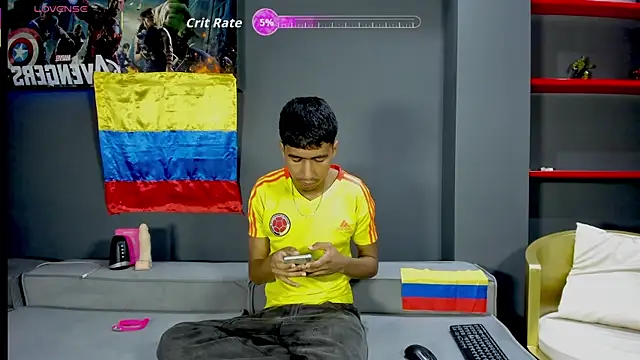 Snapshot of Ender_h0tt chatting on 06-27-26, 01:39 Ender h0tt online show from 06-27-26, 01:39