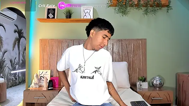 Snapshot of Ender_h0tt chatting on 08-05-26, 08:44 Ender h0tt online show from 08-05-26, 08:44