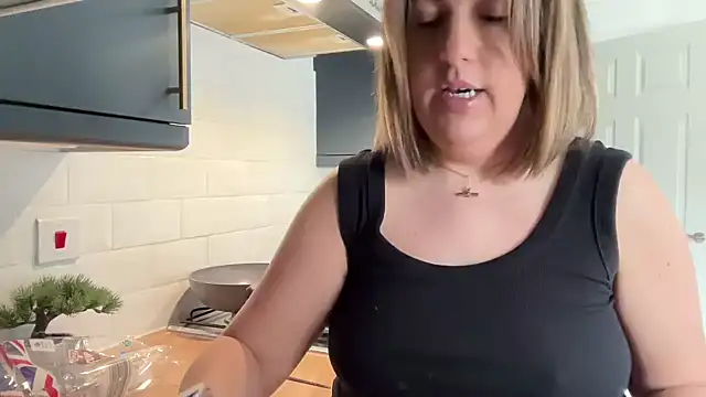 annabellewarick online show from 03-23-26, 09:57