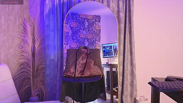 davis saint online show from 04-18-26, 07:58