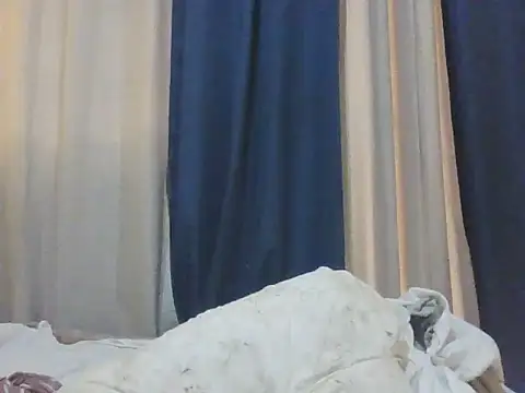 niki301 online show from 04-19-26, 06:10