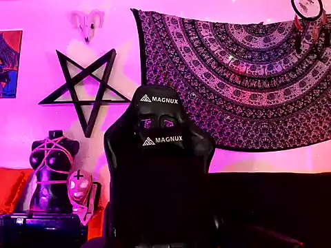 OnixWitch777 online show from 06-25-26, 04:00