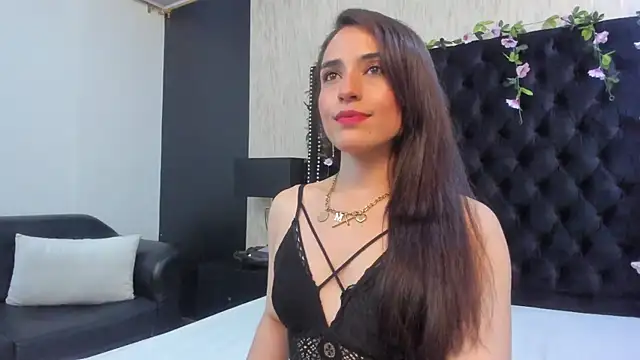 Snapshot of MeganNightt chatting on 05-11-26, 07:33 MeganNightt online show from 05-11-26, 07:33