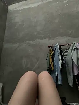 Kimnhi02 online show from 03-26-26, 06:08