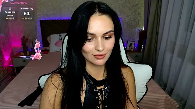 MilaaSweety online show from 06-26-26, 08:02