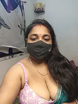 Snapshot of Tanvi_My_Girl chatting on 06-24-26, 01:43 Tanvi My Girl online show from 06-24-26, 01:43