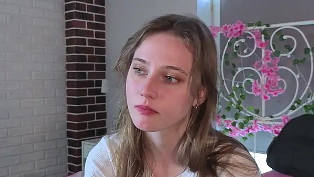 RubieHeiser online show from 04-12-26, 09:36