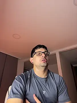 TroyeSavage online show from 06-07-26, 10:41