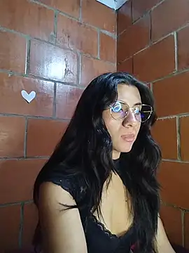 Amanda x1 online show from 04-09-26, 09:31