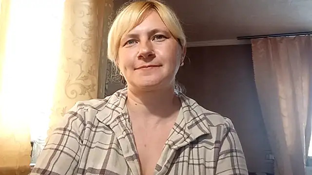DiamondLady555 online show from 05-31-26, 10:22