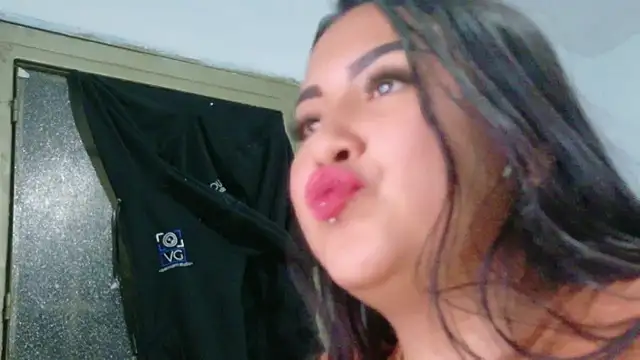 Snapshot of sexysofiaaa chatting on 03-22-26, 01:42 sexysofiaaa online show from 03-22-26, 01:42