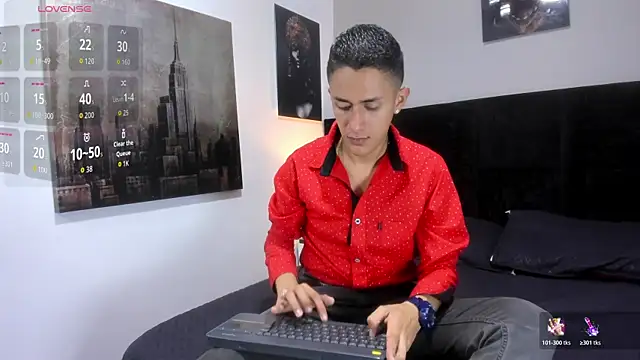 Snapshot of _Alan_Walker_1 chatting on 05-18-26, 02:01 Alan Walker 1 online show from 05-18-26, 02:01