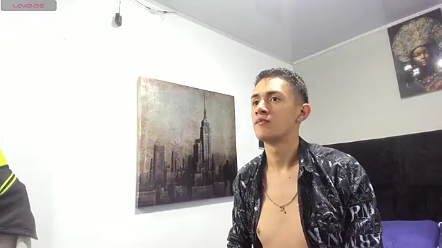 Snapshot of _Alan_Walker_1 chatting on 05-27-26, 02:47 Alan Walker 1 online show from 05-27-26, 02:47