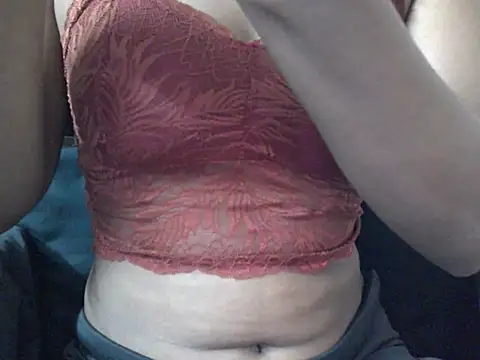 Snapshot of Couplehot00 chatting on 07-30-26, 06:56 Couplehot00 online show from 07-30-26, 06:56