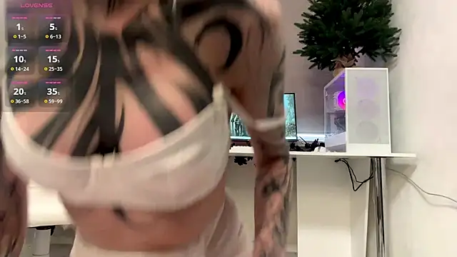 KizzieSherbert online show from 03-24-26, 01:16