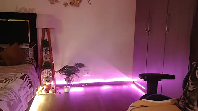 NaughtyUrus online show from 07-17-26, 10:00