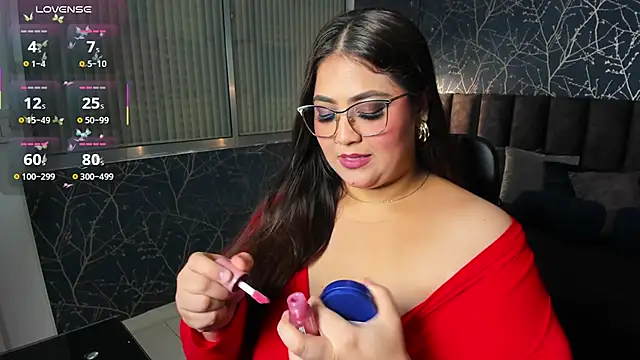 Charlottxl online show from 04-26-26, 03:59