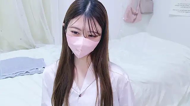 Yua-channel  online show from 05-16-26, 12:04