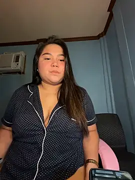 Snapshot of chubby_hotladyjes chatting on 05-11-26, 04:48 chubby hotladyjes online show from 05-11-26, 04:48