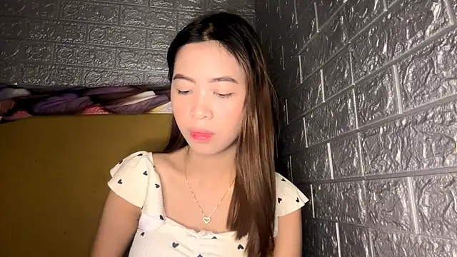 Snapshot of EunaBarretto chatting on 03-18-26, 05:10 EunaBarretto online show from 03-18-26, 05:10