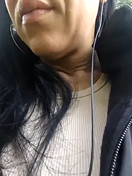 Camillemonroe  online show from 04-21-26, 11:38