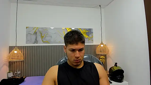 Snapshot of AlessandroFranco chatting on 07-03-26, 12:44 AlessandroFranco online show from 07-03-26, 12:44