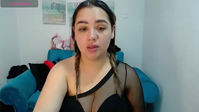 Snapshot of veronicaparkersex chatting on 07-28-26, 12:48 veronicaparkersex online show from 07-28-26, 12:48