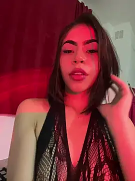 MiaReidd online show from 05-06-26, 03:57