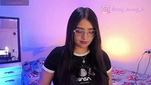 Snapshot of soyanny-777 chatting on 03-12-26, 05:24 soyanny-777 online show from 03-12-26, 05:24