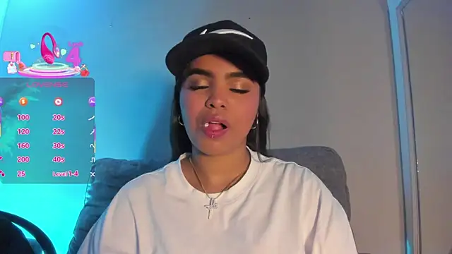 ZoeyMonroe  online show from 06-30-26, 04:02