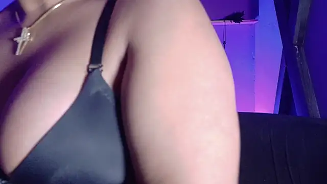 ZoeyMonroe  online show from 07-10-26, 03:11