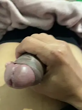 LeiAaron9810 online show from 03-17-26, 12:15