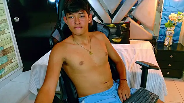 Tigger Collins online show from 03-15-26, 08:37