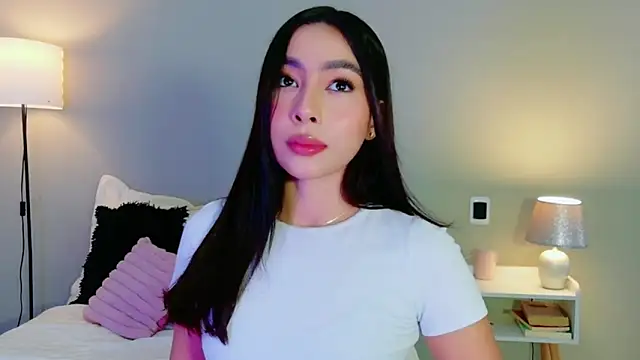 Snapshot of zara-mur chatting on 03-25-26, 06:03 zara-mur online show from 03-25-26, 06:03