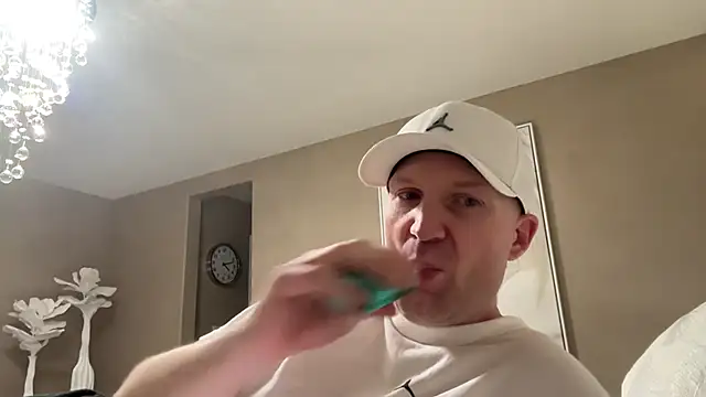 Naughty Ken Barbie-69 online show from 03-12-26, 11:11