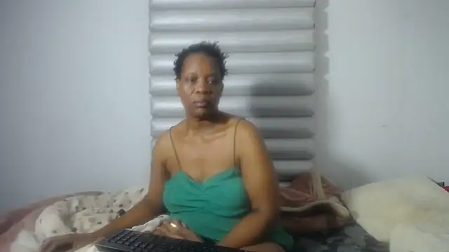 JoycyQueen online show from 05-02-26, 03:17