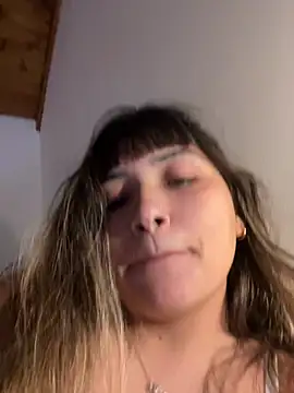 miicbebita online show from 06-10-26, 05:56