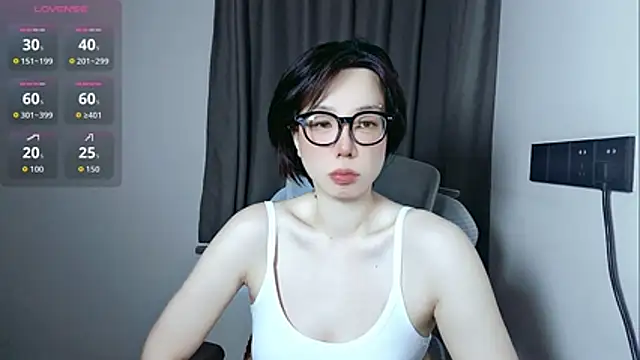lin lin 520 520 online show from 08-08-26, 03:58