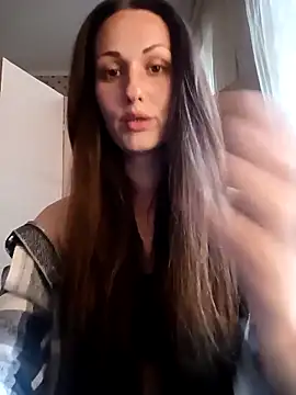 LunaCrystall online show from 04-14-26, 04:13